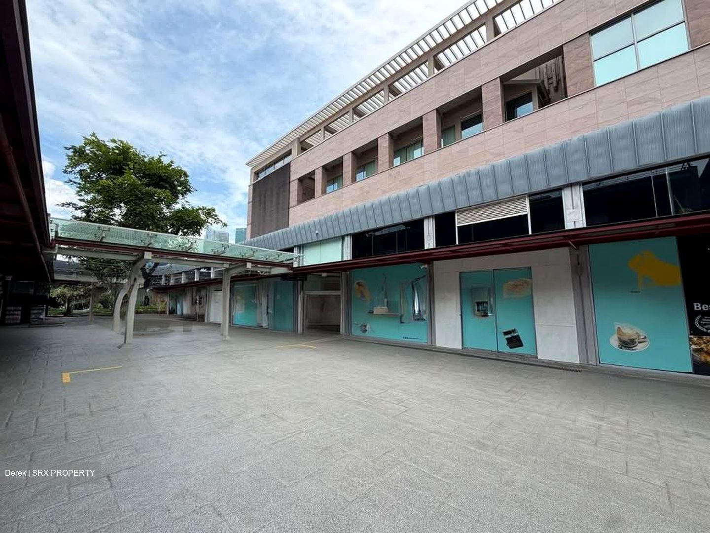 Esplanade - Theatres On The Bay (D1), Retail #583855811